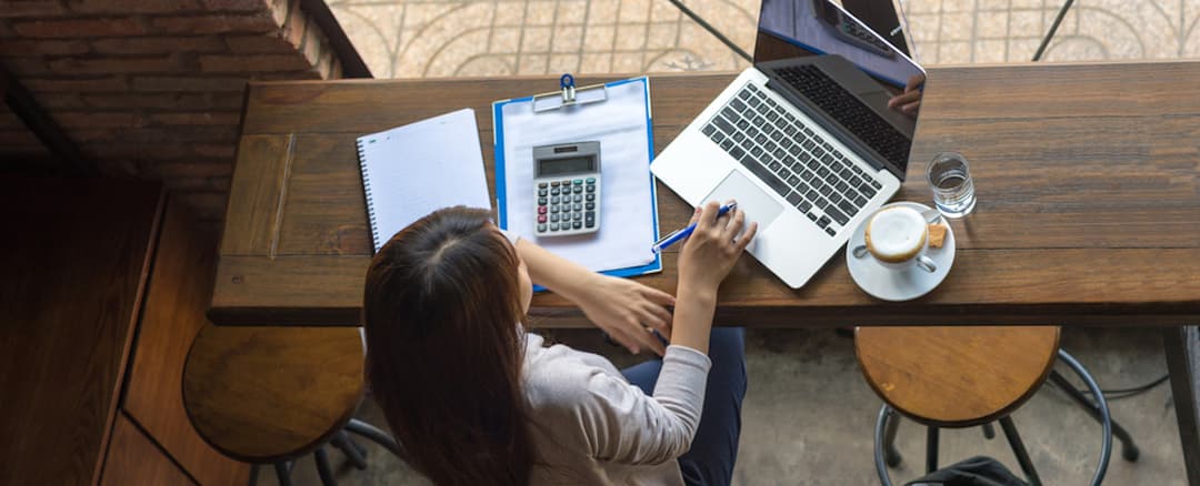 Anonymous and Unequal: The Gender Pay Gap on Amazon MTurk